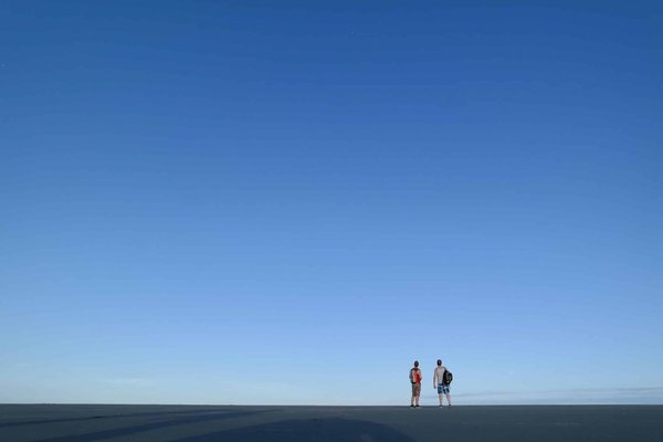 How to Implement a Scandinavian Minimalist Design in a Studio Apartment?